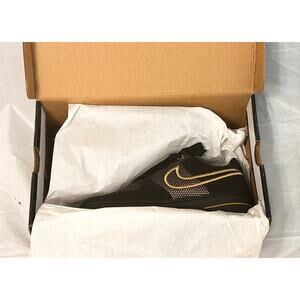 Womens Nike Sneakers Size 6 US